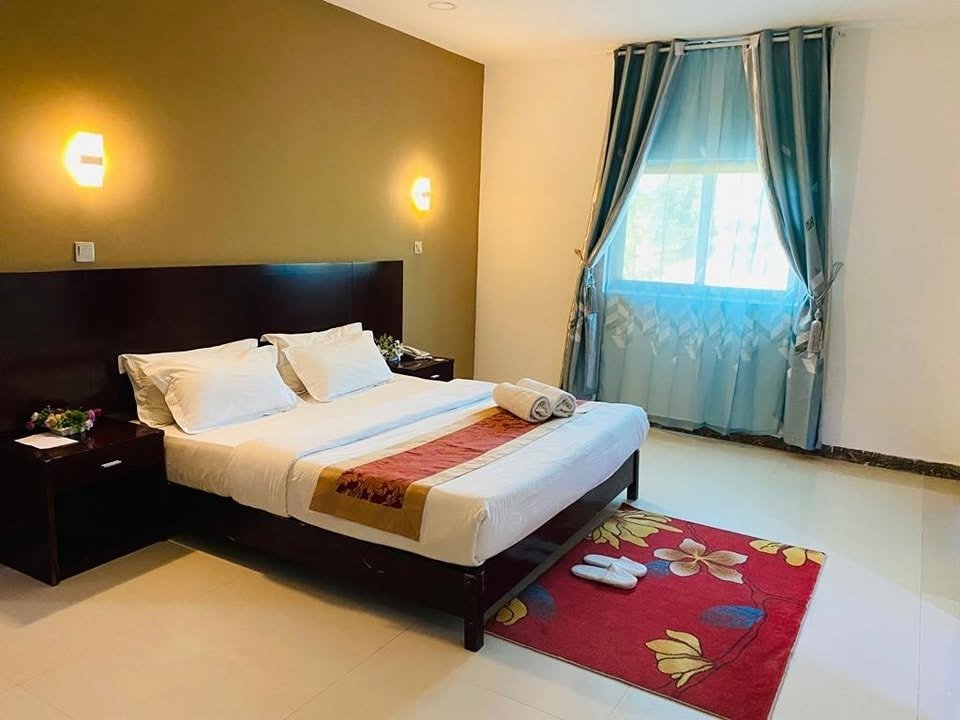 Budget Room